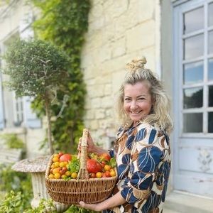 Meet your Posher, Laura